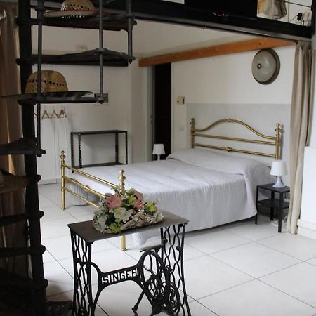 Un Loft Solo Per I Tuoi Occhi Lejlighed Bergamo Eksteriør billede